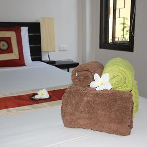 Deluxe Studio